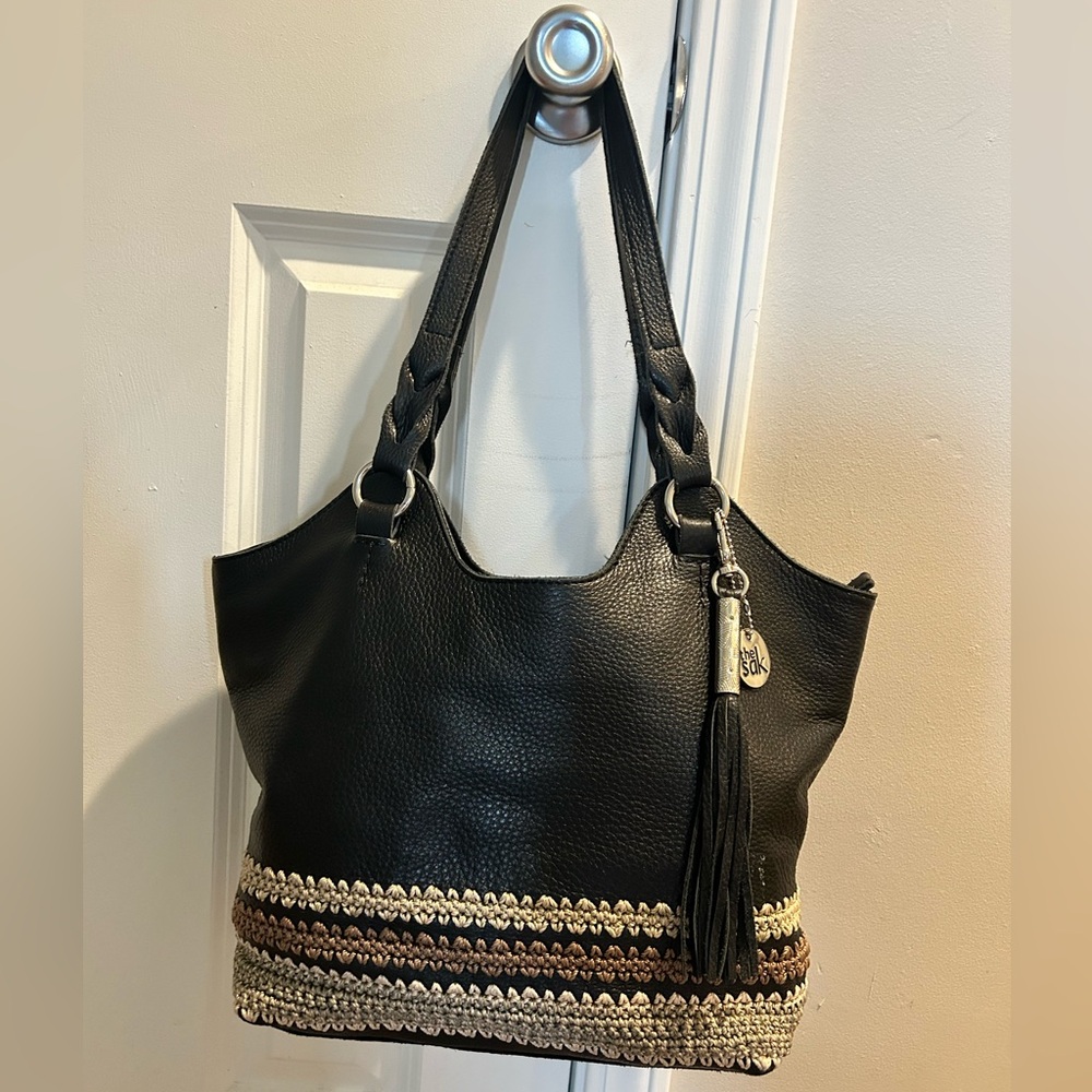 The Sak Back to Bali Black Pebbled Leather Crochet-Trim Shoulder Bag - Picture 2 of 16